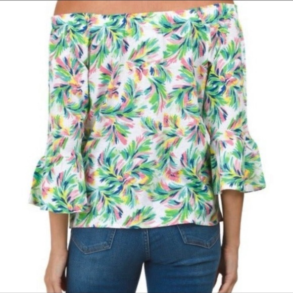 NWT STELLA PARKER Off The Shoulder Floral Top LARGE Retails $38 - Picture 2 of 9